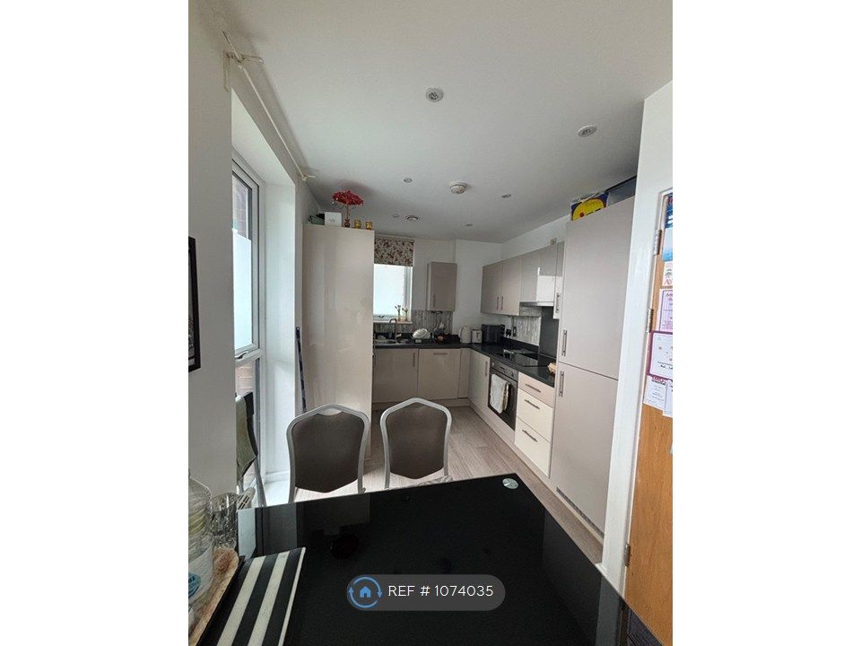 Property photo 3 of 5