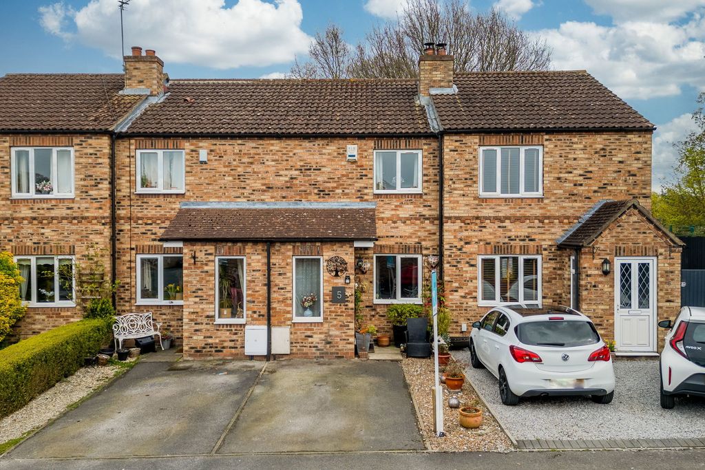 Property photo 1 of 21