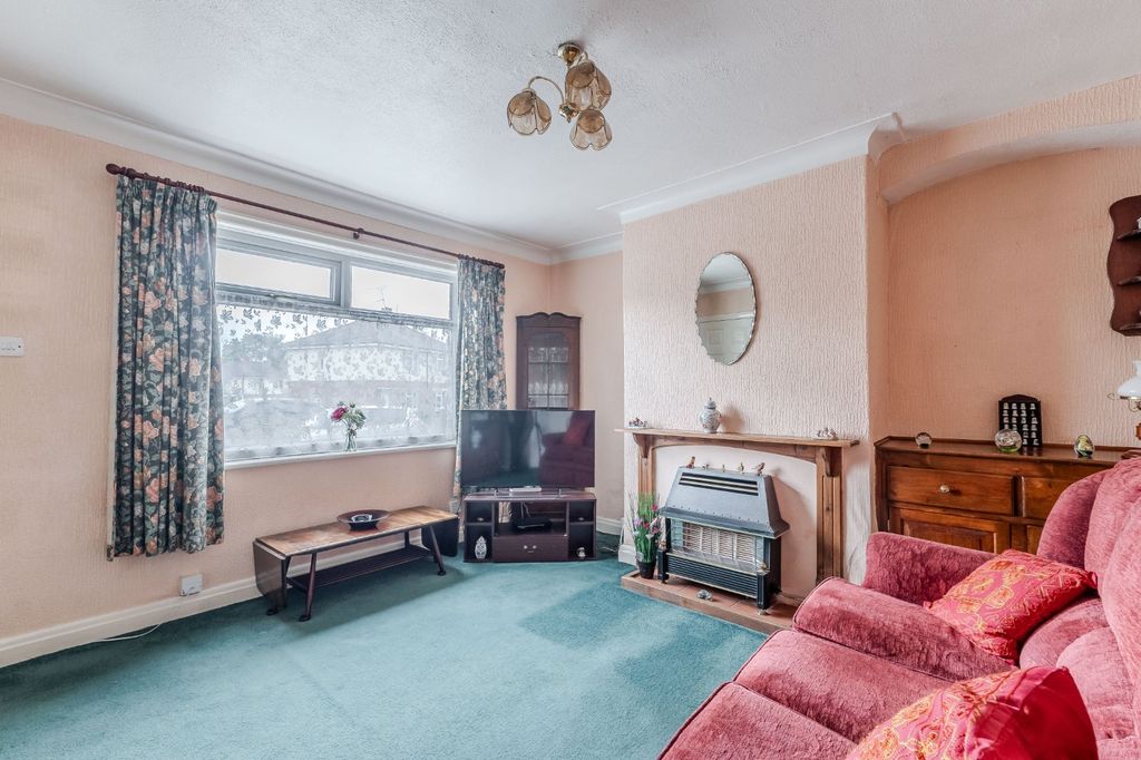 Property photo 3 of 8 Picture No. 07