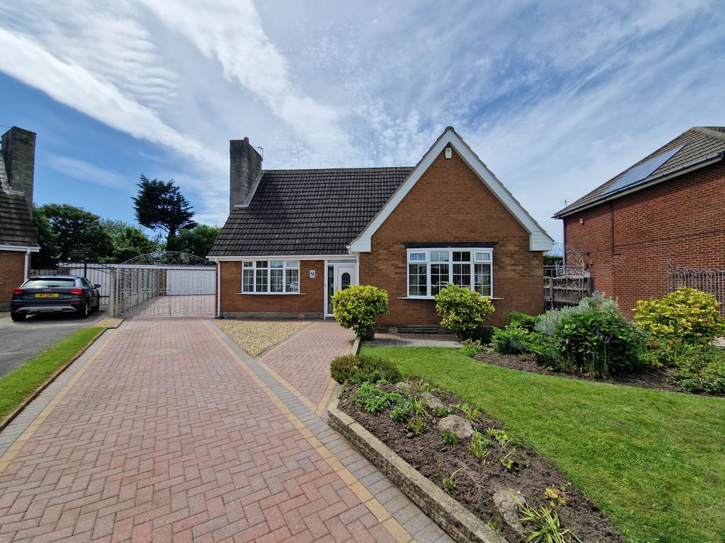 Property photo 1 of 35