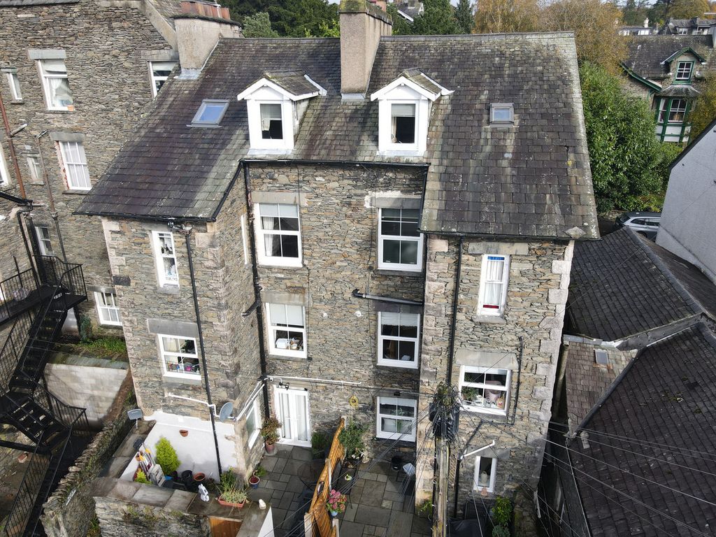 Property photo 1 of 48