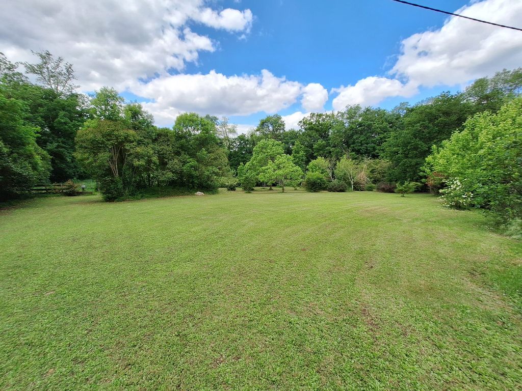 Property photo 3 of 24