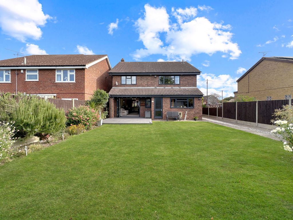 Property photo 2 of 26