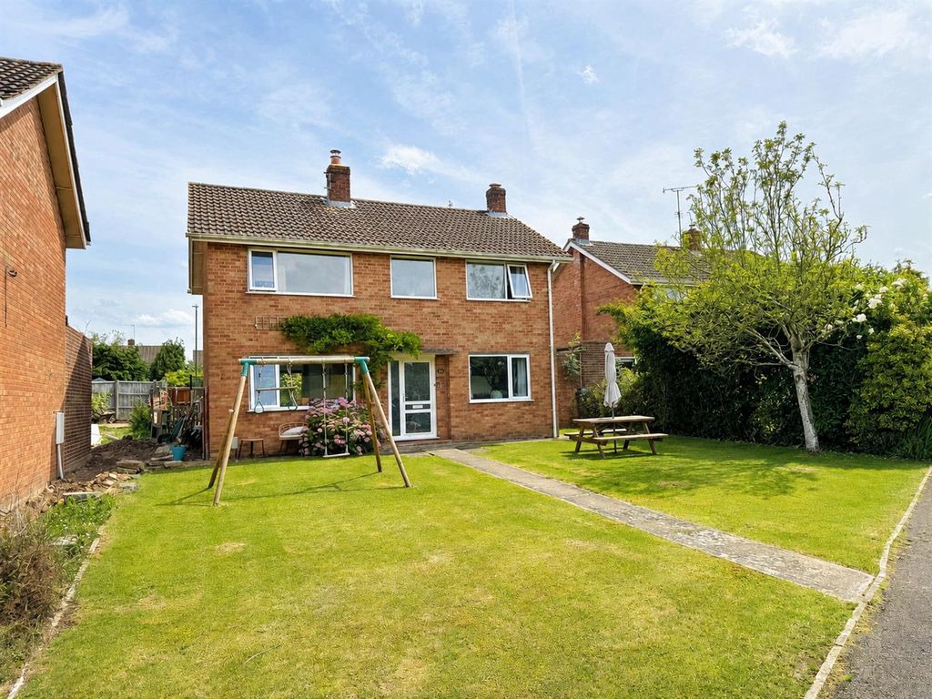 Property photo 1 of 20