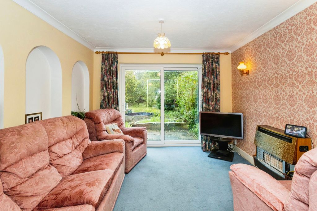 Property photo 2 of 17 Photography