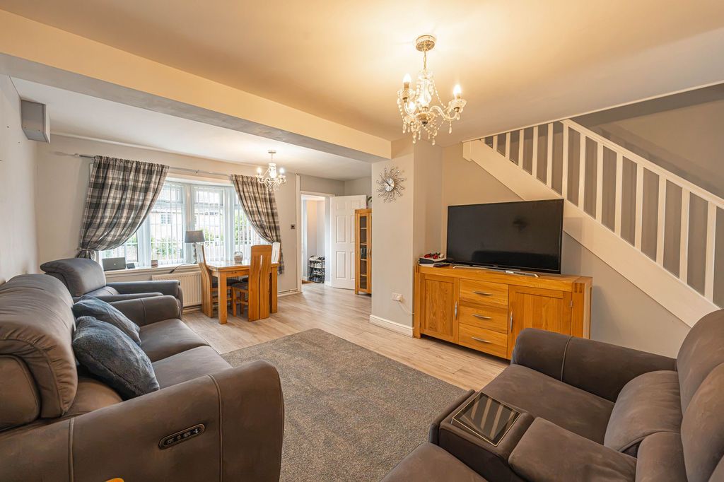 Property photo 1 of 48