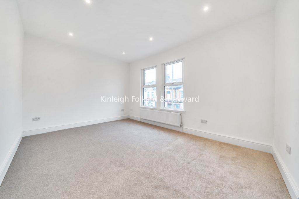 Property photo 3 of 7 459E5B89-d155-46A4-B