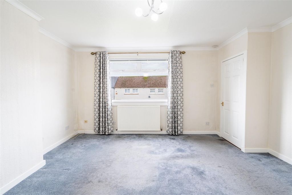 Property photo 2 of 14 Lounge-1.Jpg