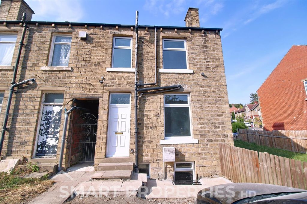 Property photo 1 of 7 17-Dewhurst-Road_00002.Jpeg