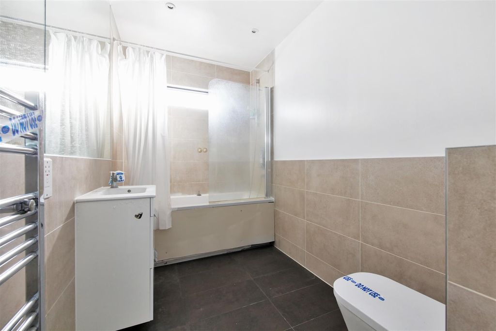 Property photo 3 of 5 229 Williams Way - Tnekk6Git6U0Jyijjf3K.Jpg