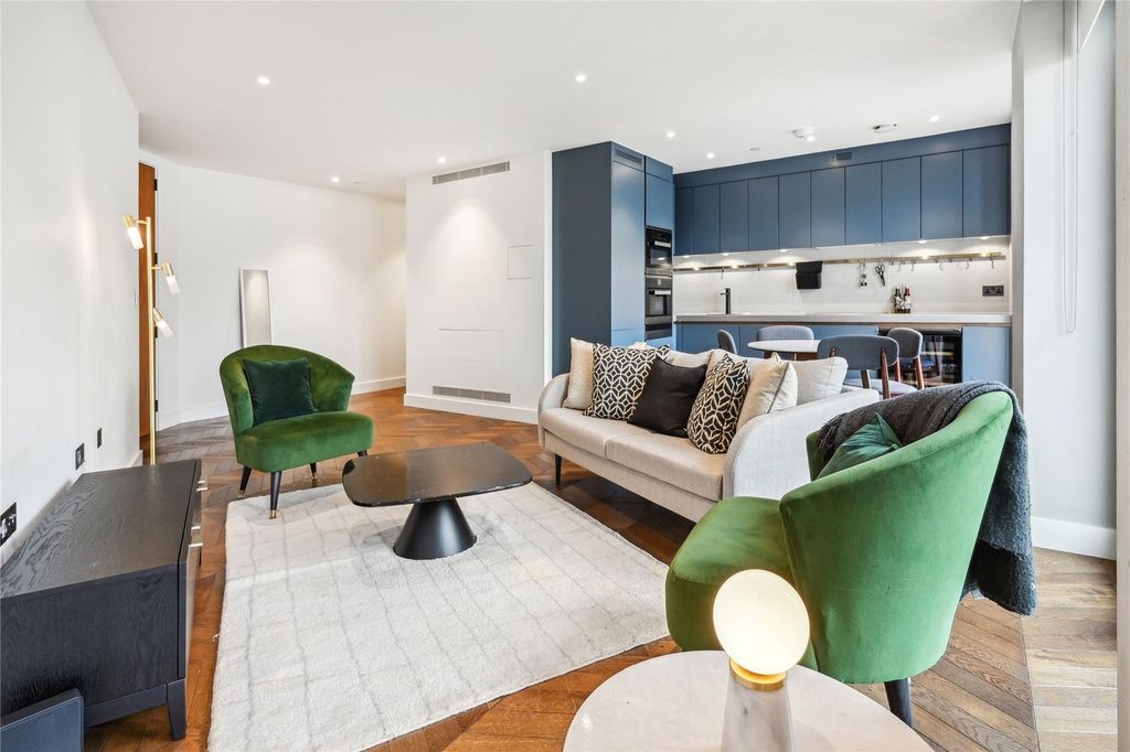 Property photo 1 of 17 Newton Street