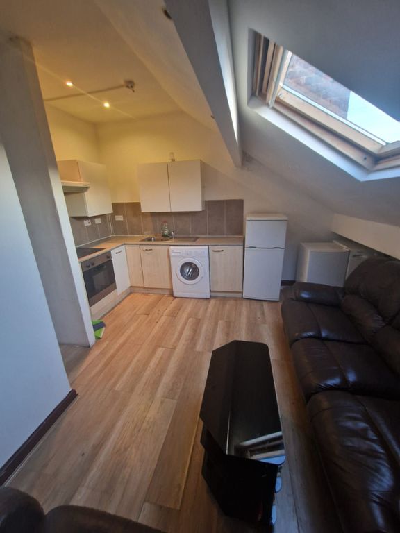 Property photo 2 of 5