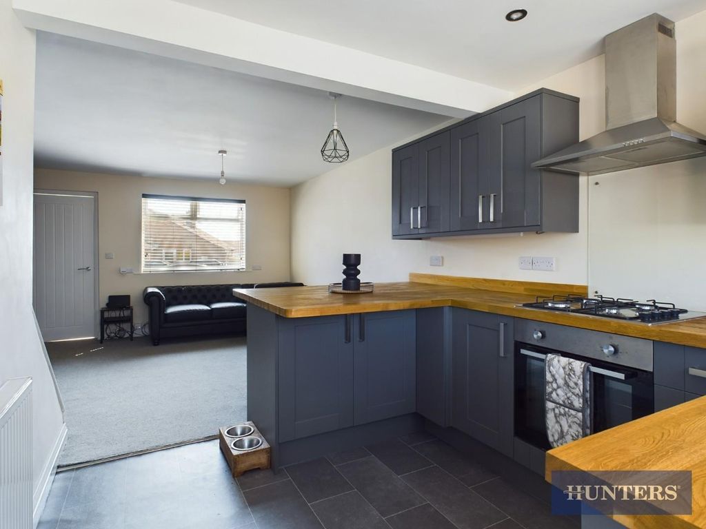 Property photo 3 of 9 Cam01999G0-Pr0046-Still008.Jpg