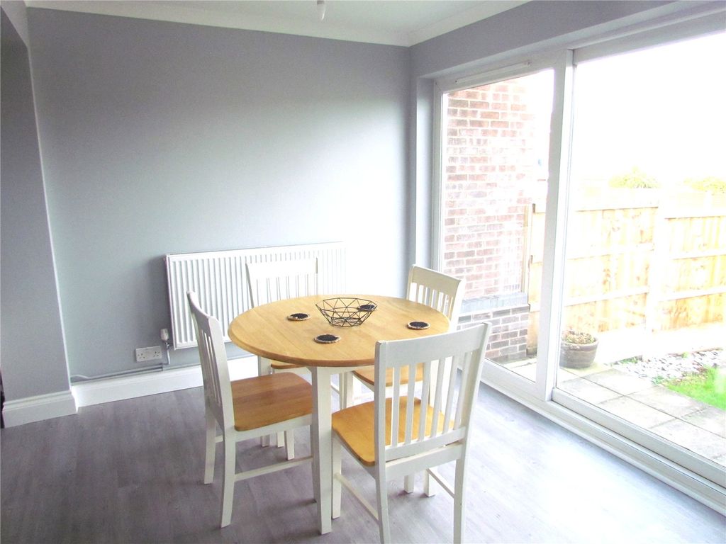 Property photo 3 of 8 Picture No. 08