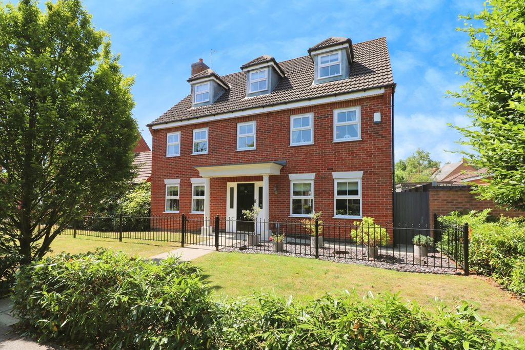 Property photo 1 of 30