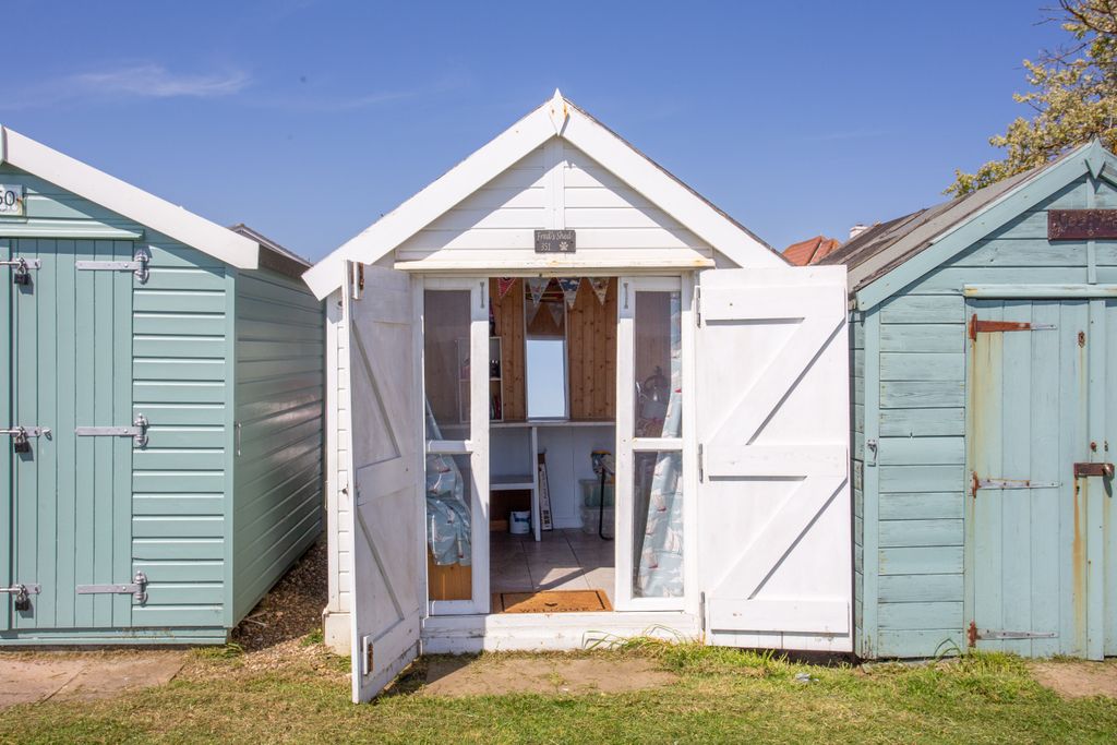 Property photo 1 of 8 Img_6464