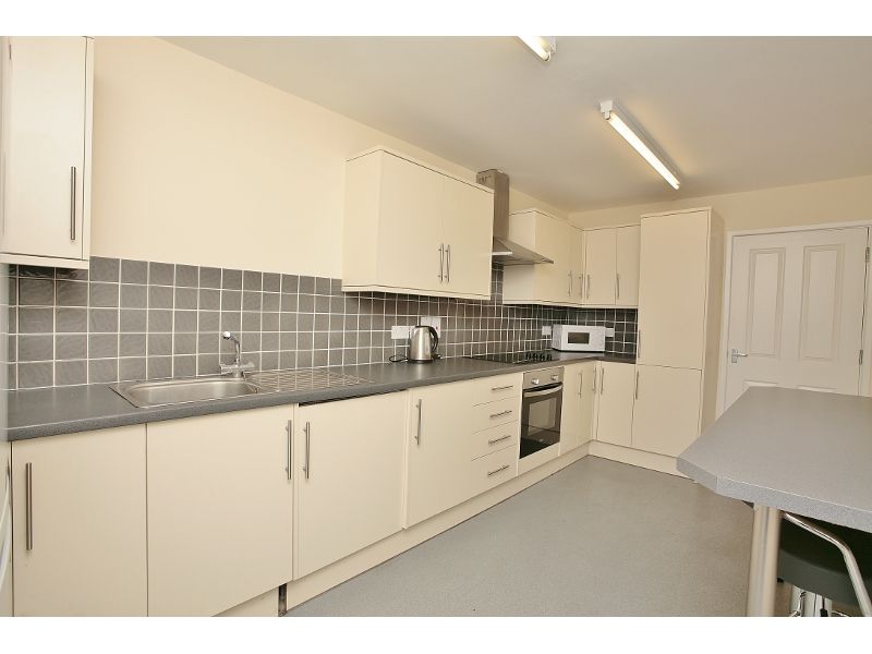 Property photo 1 of 8 Main