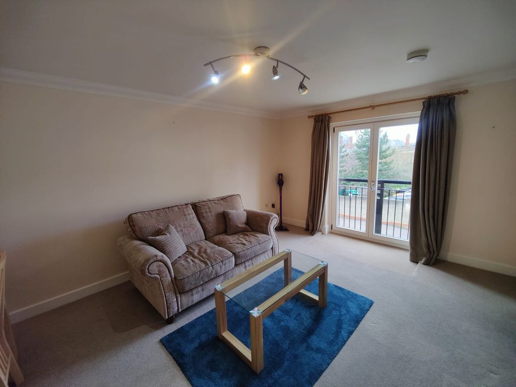 Property photo 3 of 13 Image