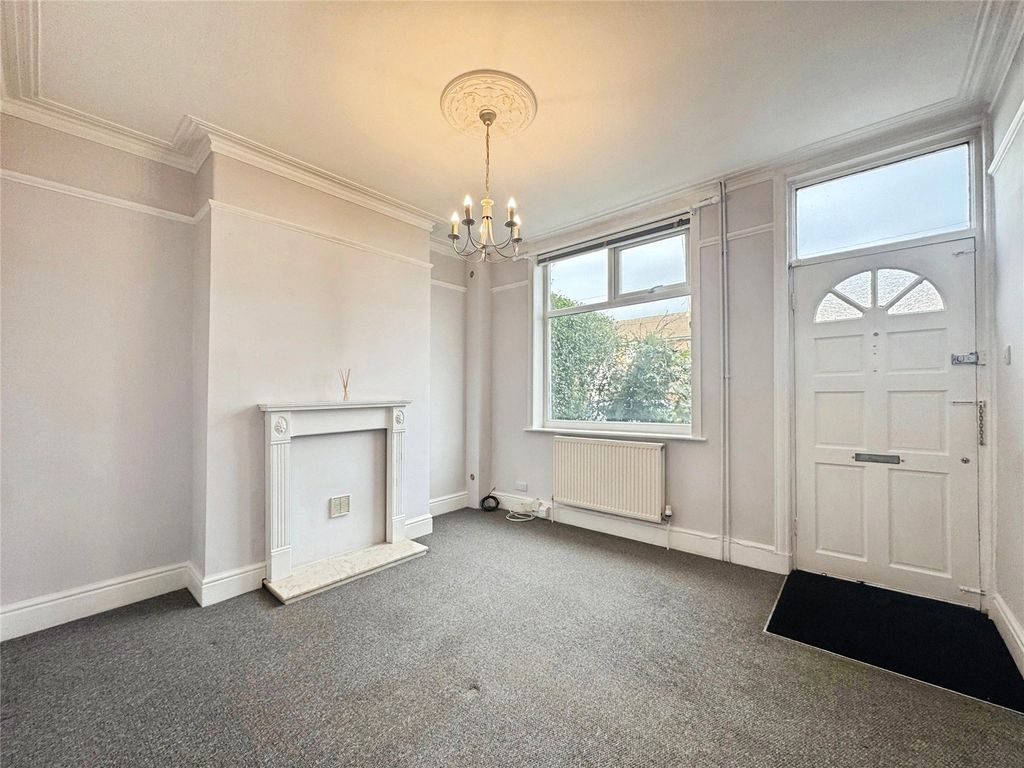 Property photo 2 of 12 Picture No. 22