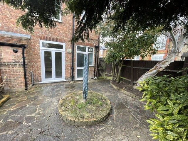Property photo 3 of 13