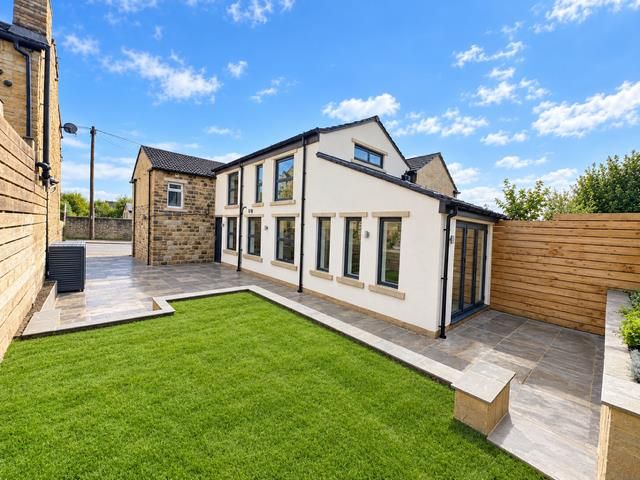 Property photo 1 of 13 External
