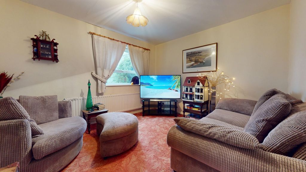 Property photo 3 of 15 4078344