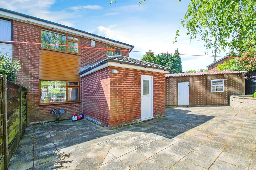 Property photo 3 of 22 Picture No. 20