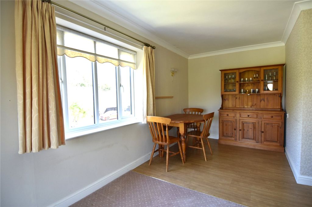 Property photo 3 of 15 Picture No. 23