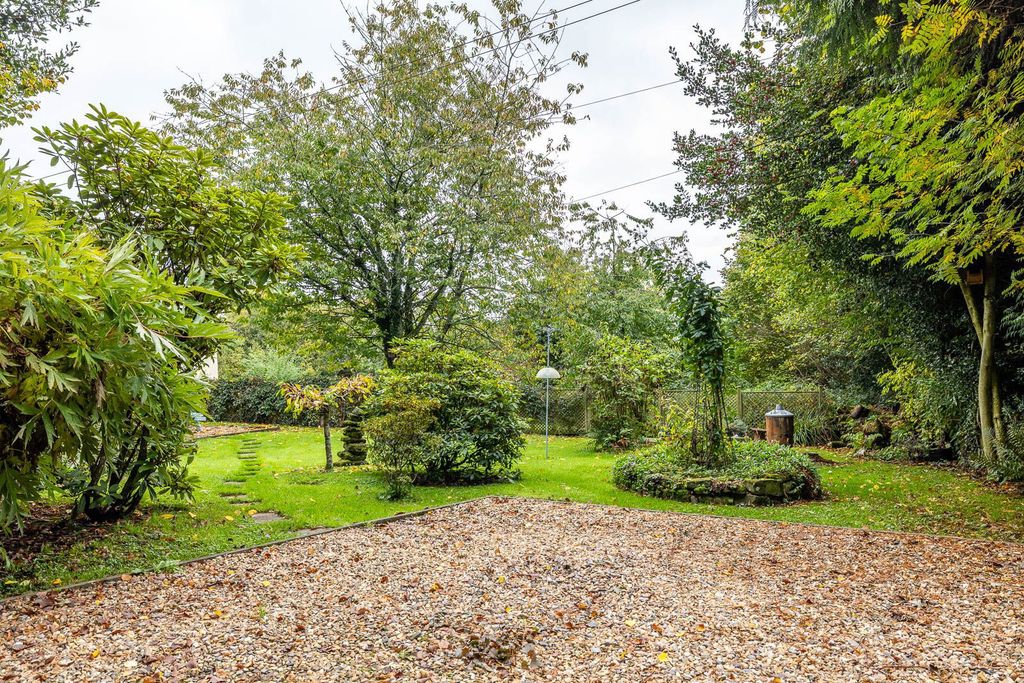 Property photo 3 of 4