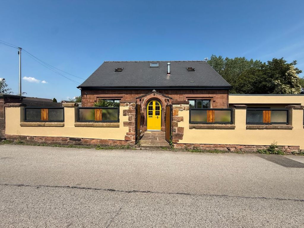 Property photo 1 of 32