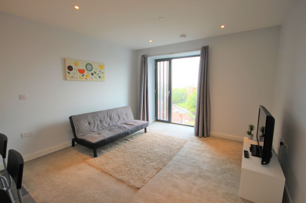 Property photo 3 of 6