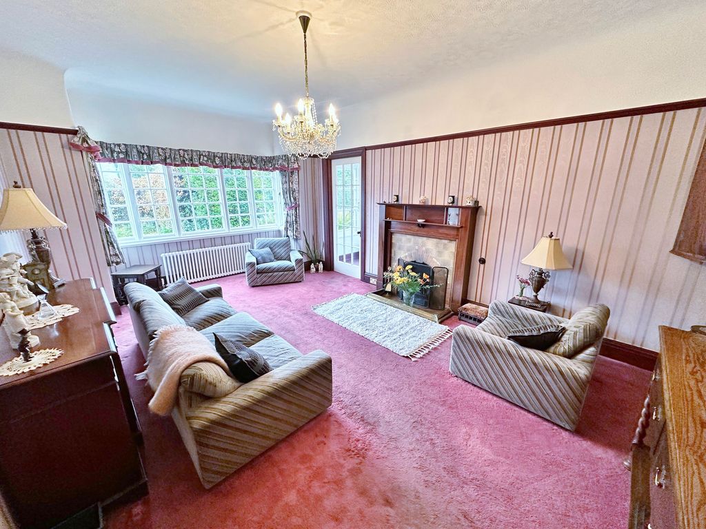 Property photo 3 of 36 Photo 42