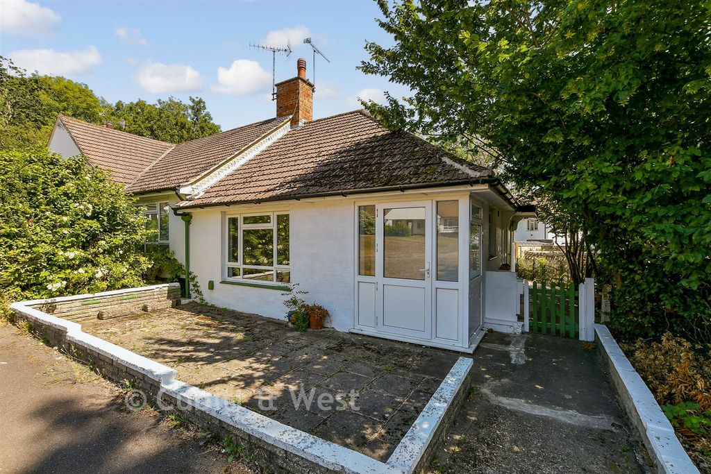Property photo 1 of 10 External (Web)
