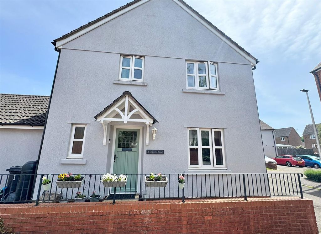 Property photo 1 of 14