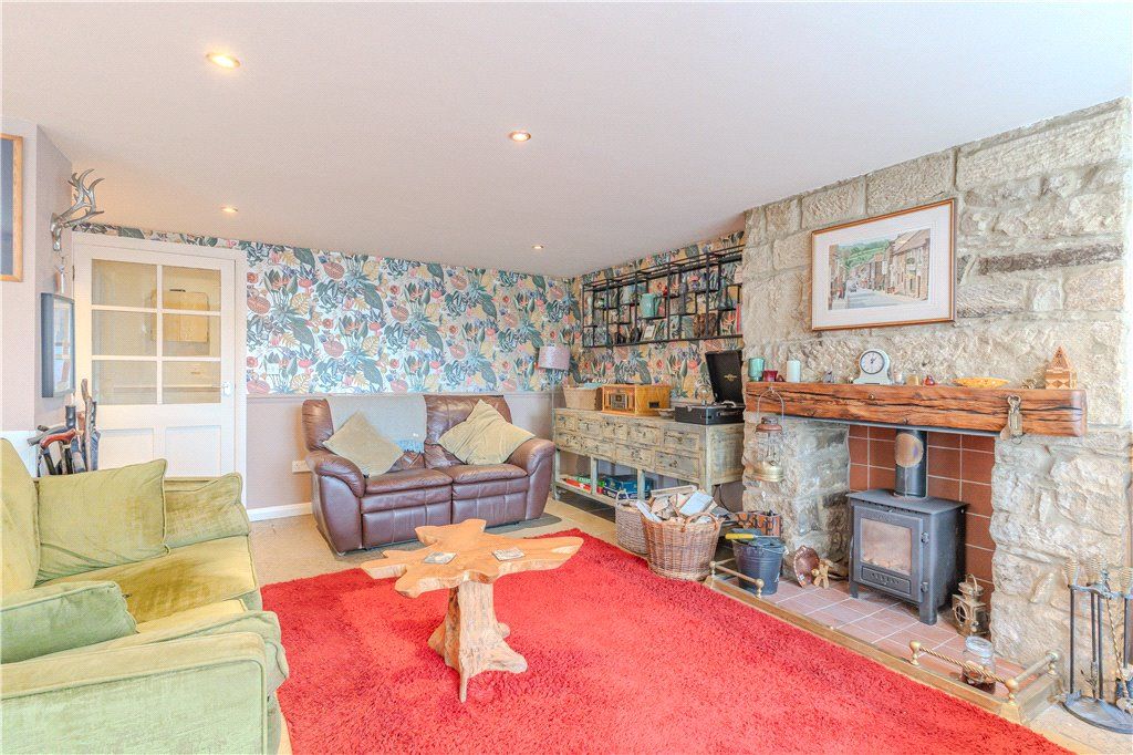 Property photo 2 of 19 Dining/Living Room