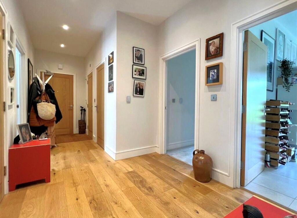 Property photo 2 of 13 Picture No. 04