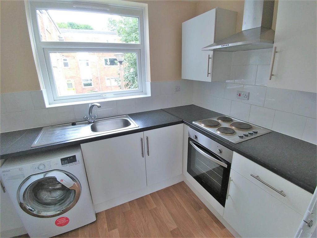 Property photo 3 of 12 20180613_151329.Jpg