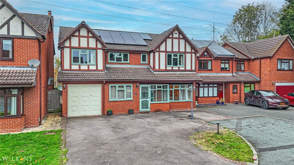 Property photo 1 of 39 Picture No. 02