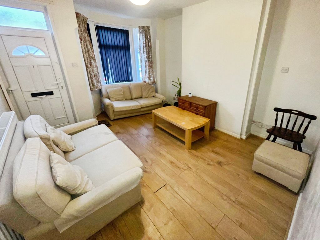 Property photo 2 of 12 Living Room