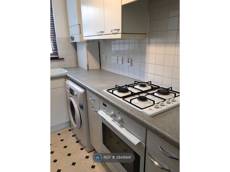 Property photo 3 of 13