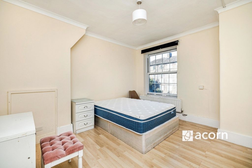 Property photo 3 of 13 Bedroom 2