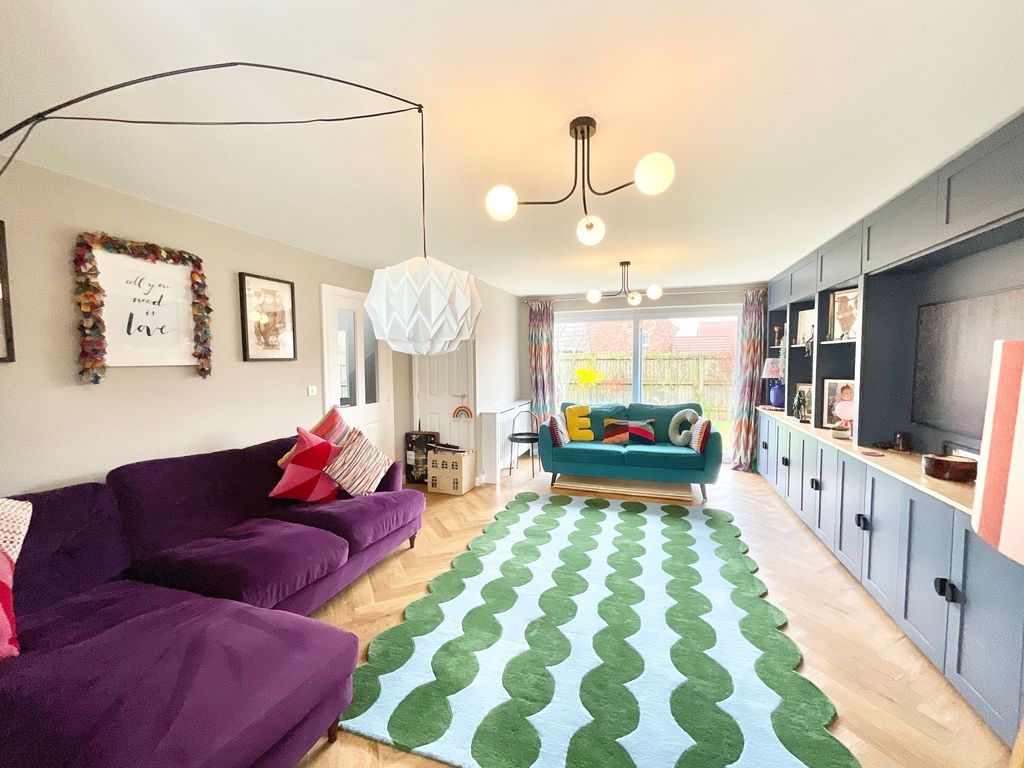 Property photo 3 of 34