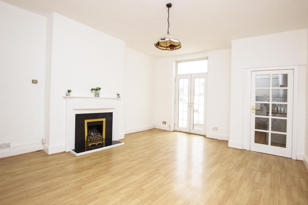 Property photo 1 of 9 Gillibrand (3).Jpg