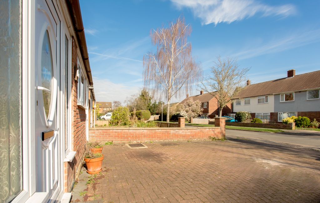 Property photo 2 of 21 11Montgomeryroad-203