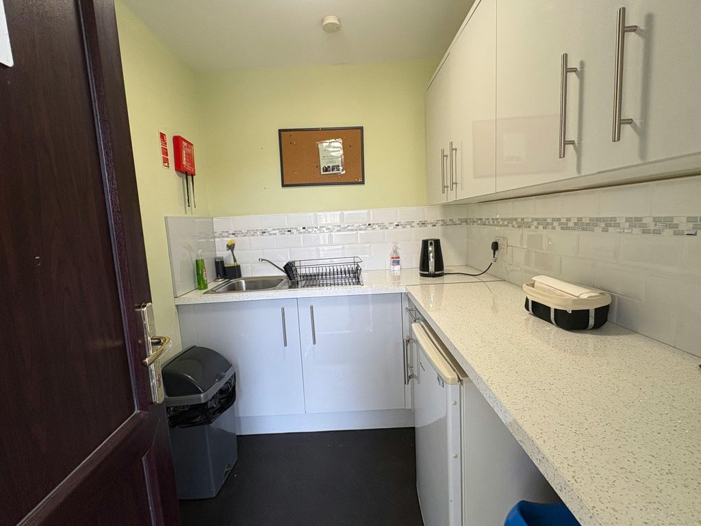 Property photo 3 of 6 Img_0481.Jpeg