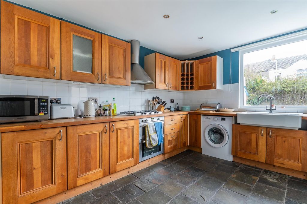 Property photo 2 of 15 9-7.Jpg