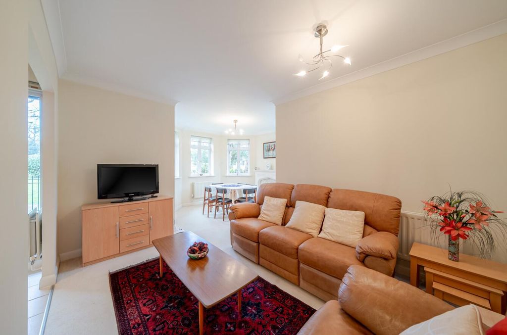 Property photo 2 of 10 Davidson Frost-Wellings, Dfw, Vardy House, Laiving