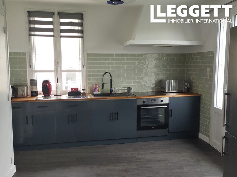 Property photo 2 of 10