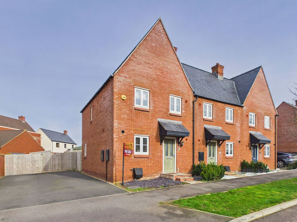 Property photo 1 of 21