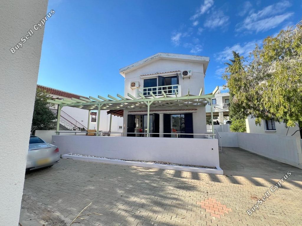 Property photo 1 of 30